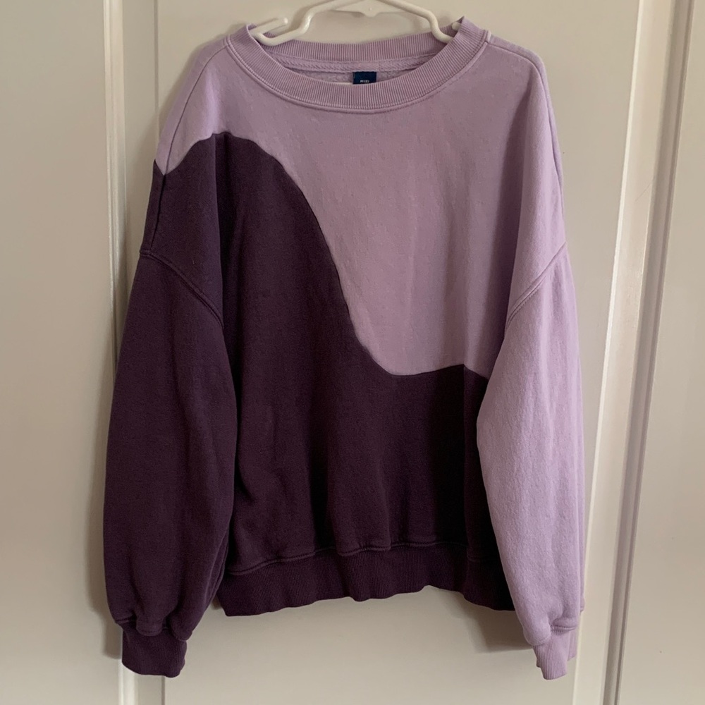 Old Navy Lavender Sweatshirt